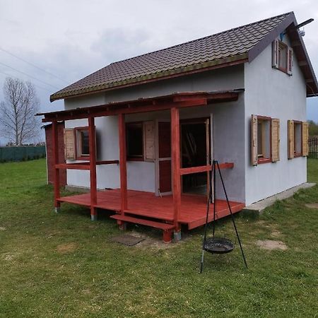 Domek Caloroczny Zastan Екстериор снимка