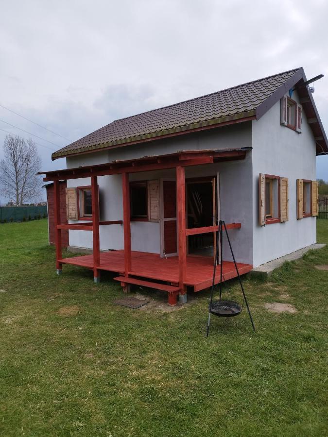 Domek Caloroczny Zastan Екстериор снимка