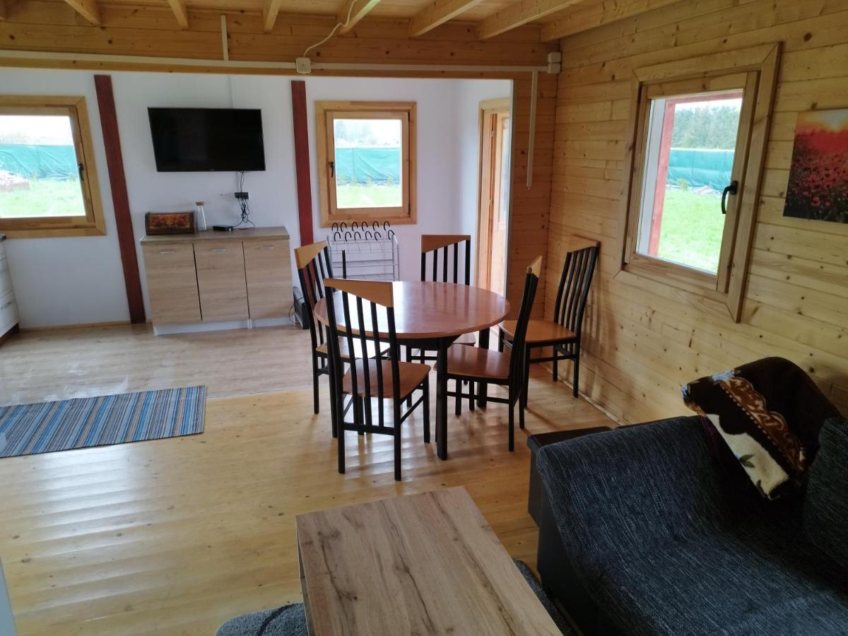 Domek Caloroczny Zastan Екстериор снимка